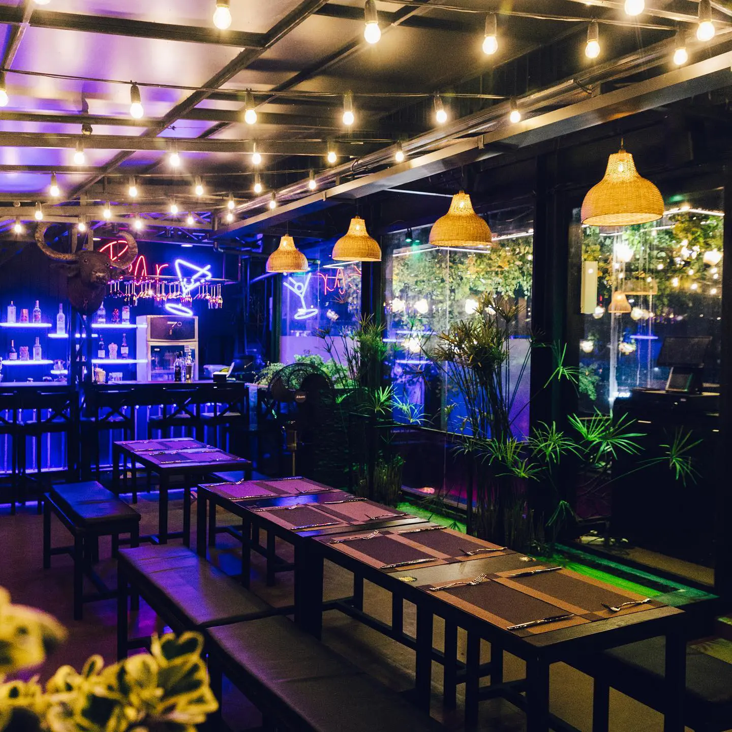 7 degrees restaurants