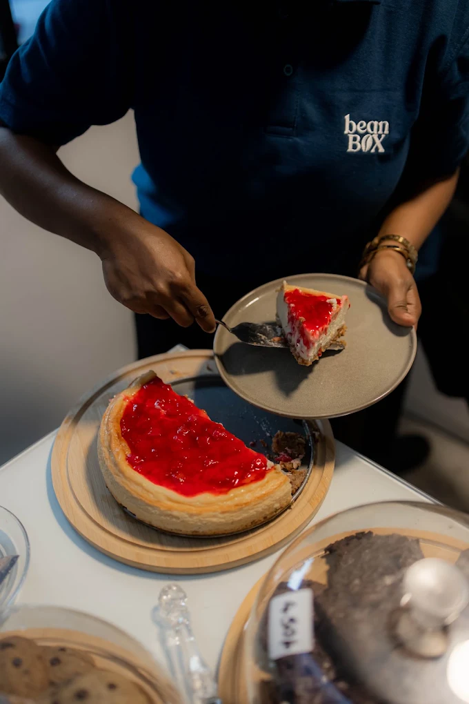 beanbox cafe colombo cheese cake