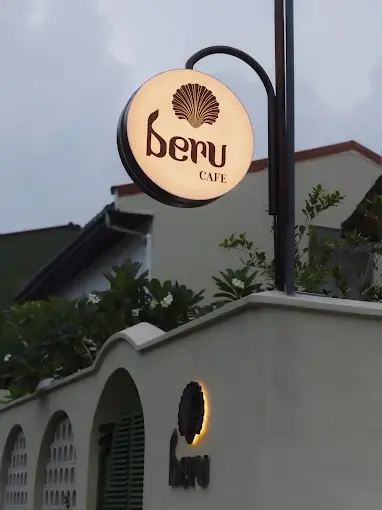 beru café colombo front logo